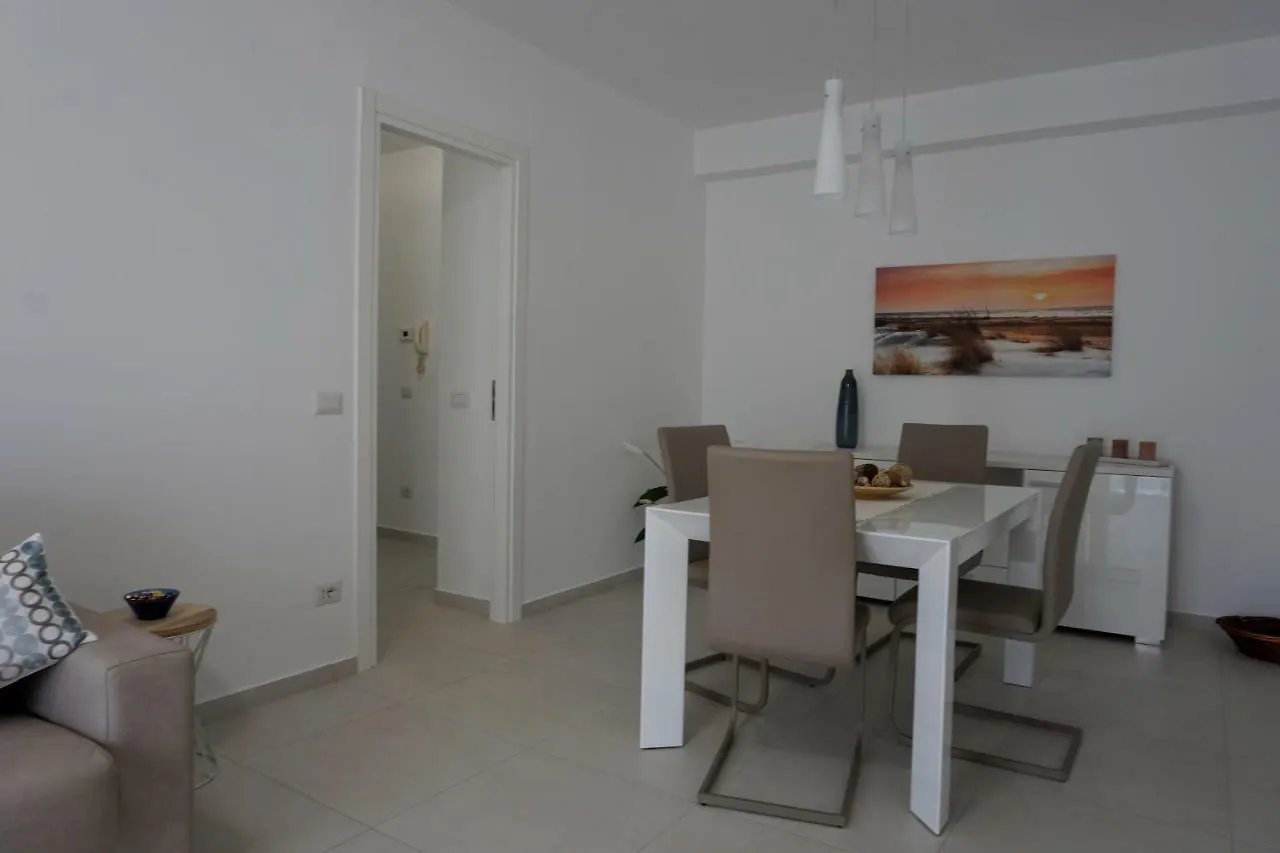 Casa Gise Lägenhet Aci Castello Italien